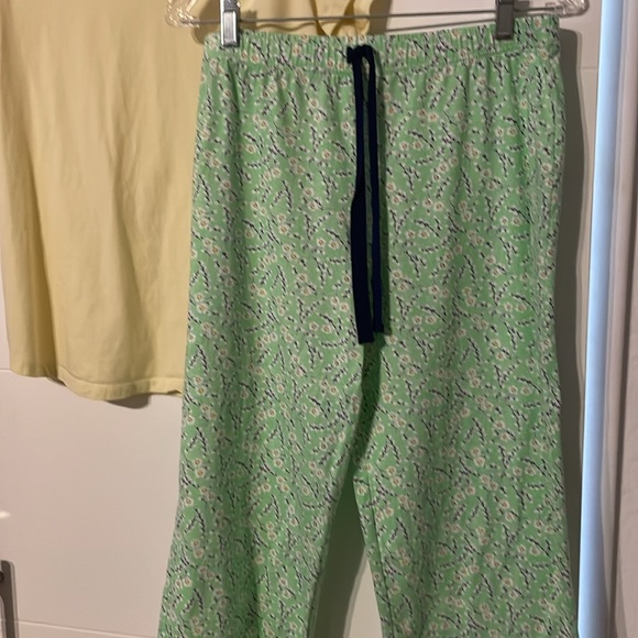 Charter Club Women’s pajama set, Yellow Top, Mint Floral Print Bottom size M/L - Picture 3 of 16